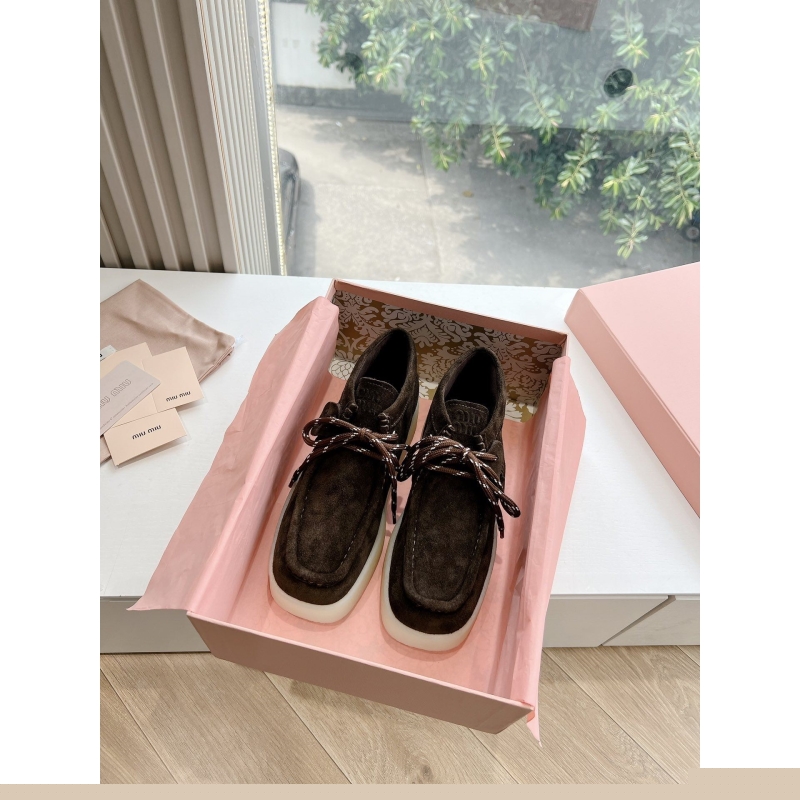 Miu Miu Casual Shoes